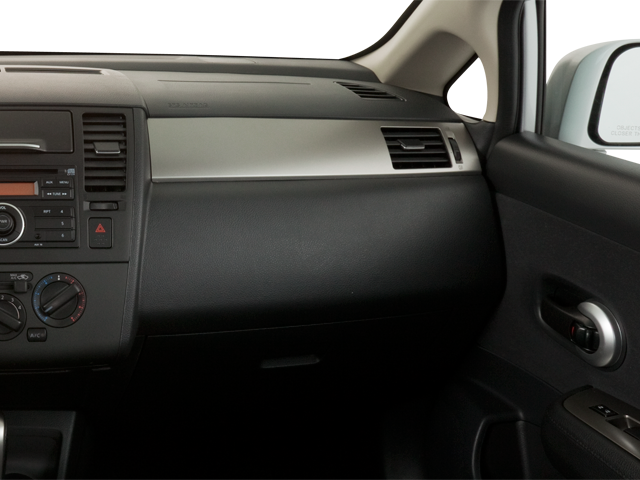 2012 Nissan Versa 1.8 S FWD