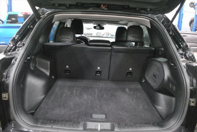 2022 Jeep Cherokee Latitude Lux 4WD