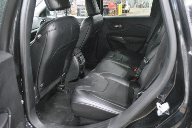 2022 Jeep Cherokee Latitude Lux 4WD