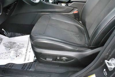 2022 Jeep Grand Cherokee Altitude AWD