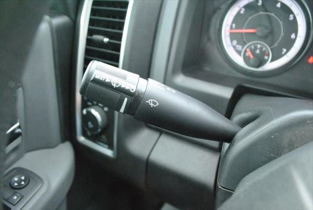 2019 RAM 1500 Warlock Quad Cab 4x4 HEMI 5.7L V8