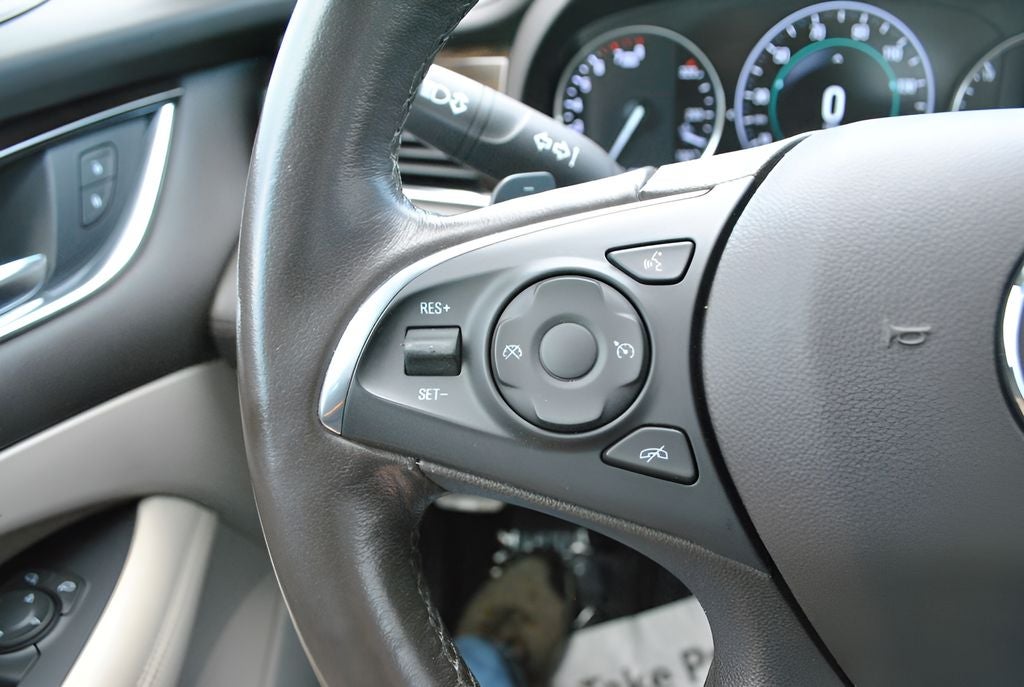 2017 Buick LaCrosse Preferred FWD