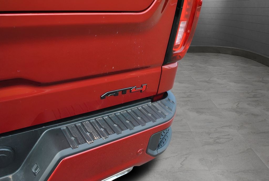 2023 GMC Sierra AT4 Crew Cab 4x4