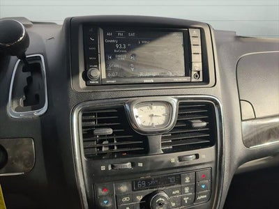 2013 Chrysler Town and Country Touring-L FWD