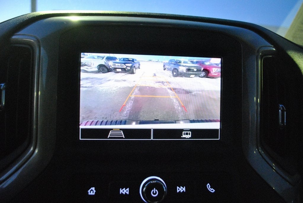 2024 Chevrolet Silverado HD Custom Crew Cab 4x4 6.6L V8