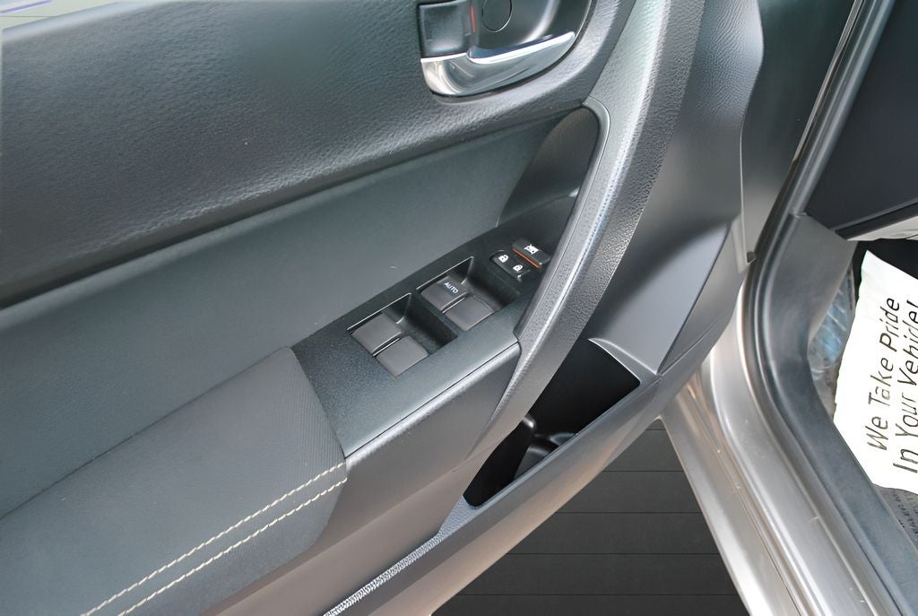2017 Toyota COROLLA LE Premium FWD