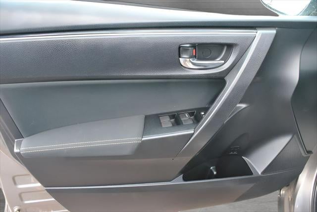 2017 Toyota COROLLA LE Premium FWD