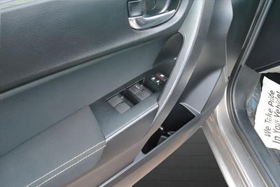 2017 Toyota COROLLA LE Premium FWD