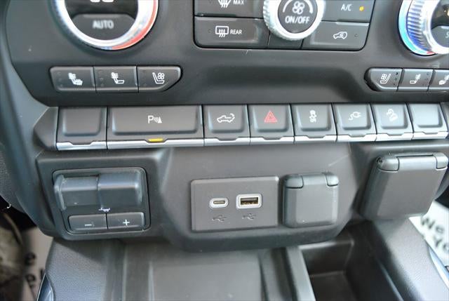 2022 GMC Sierra Limited AT4 Crew Cab 4x4 6.2L V8