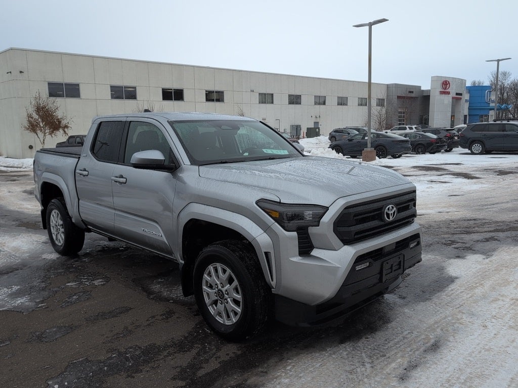 2025 Toyota TACOMA SR5 SR5 Double Cab 4x4