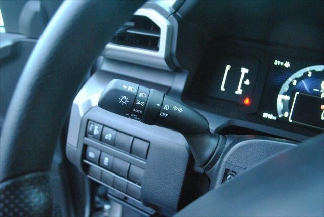 2025 Toyota TACOMA SR5 SR5 Double Cab 4x4