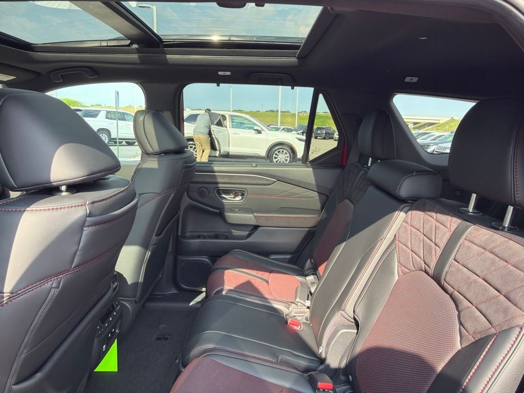 2026 Honda Pilot Black Edition