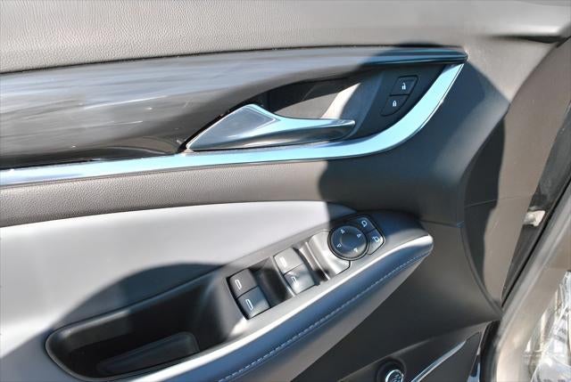 2022 Buick Enclave Essence AWD