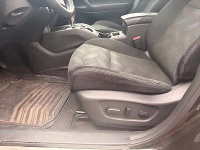 2015 Nissan Rogue SV AWD