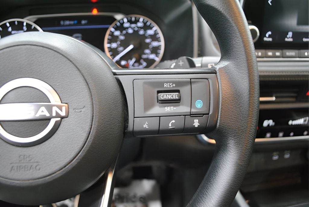 2024 Nissan Rogue SV FWD