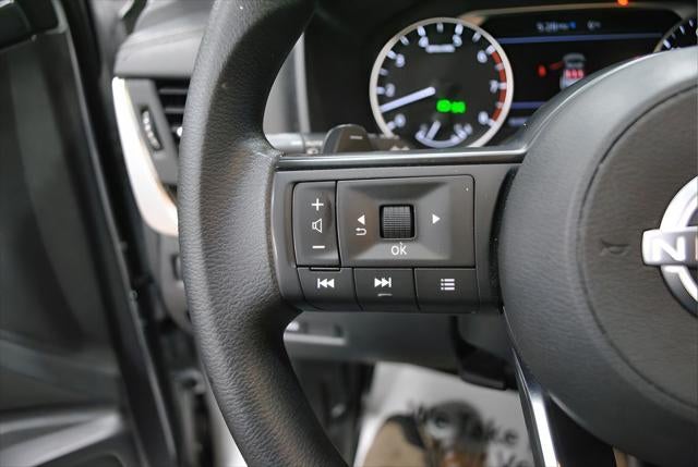 2024 Nissan Rogue SV FWD