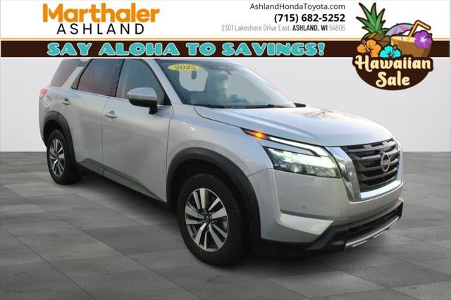 2025 Nissan Pathfinder SL 4WD