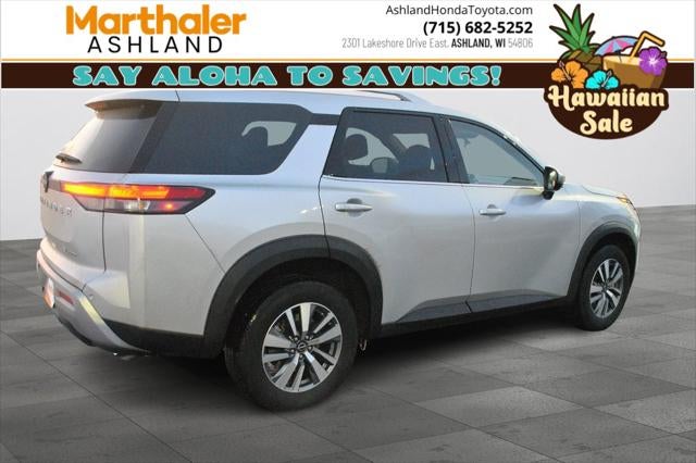 2025 Nissan Pathfinder SL 4WD