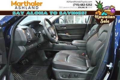 2025 Nissan Pathfinder SL AWD