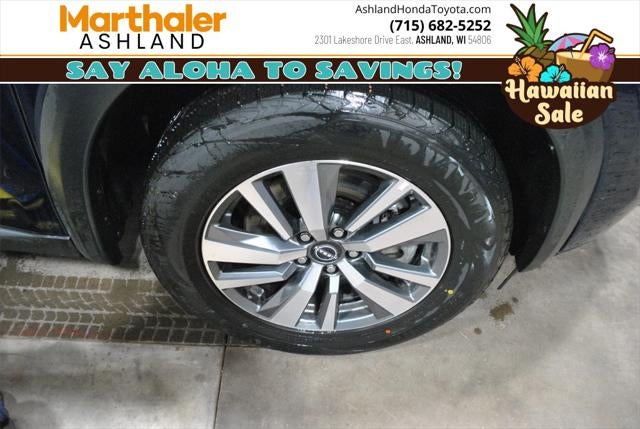 2025 Nissan Pathfinder SL AWD