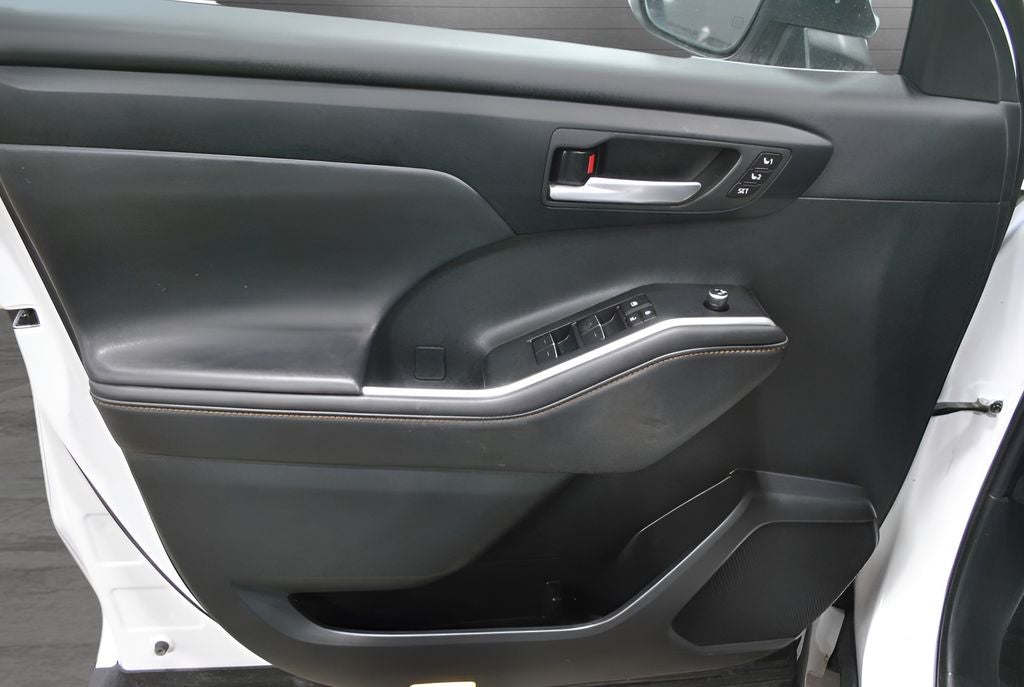 2023 Toyota HIGHLANDER HYBRD Bronze Edition AWD