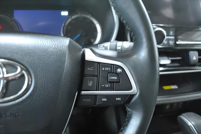 2023 Toyota HIGHLANDER HYBRD Bronze Edition AWD