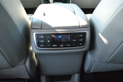 2019 Toyota Highlander Limited Platinum