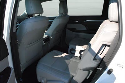 2019 Toyota Highlander Limited Platinum