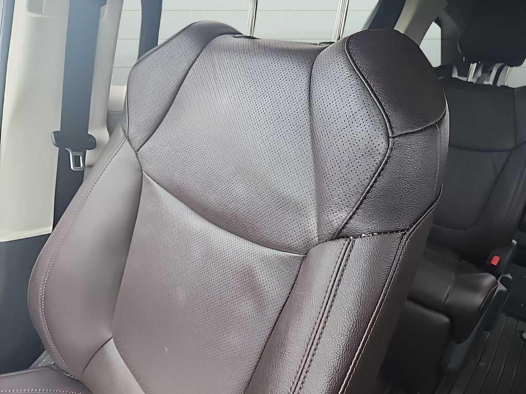 2024 Toyota Sienna Platinum 7 Passenger