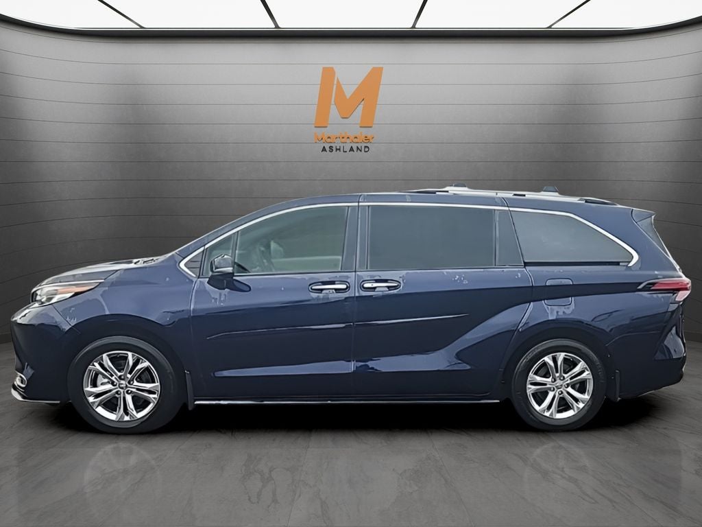 2024 Toyota Sienna Platinum 7 Passenger