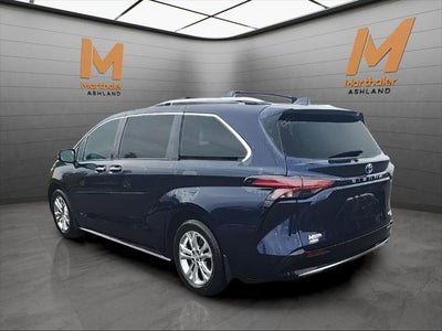 2024 Toyota Sienna Platinum 7 Passenger