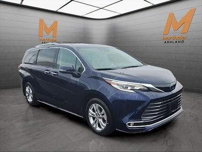 2024 Toyota Sienna Platinum 7 Passenger