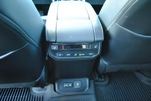 2022 Toyota Highlander Platinum AWD