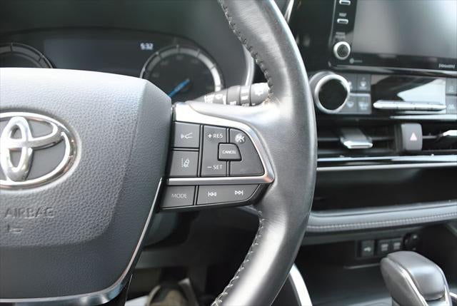 2021 Toyota Highlander Hybrid XLE AWD