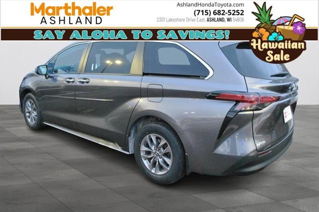 2022 Toyota SIENNA XLE XLE FWD