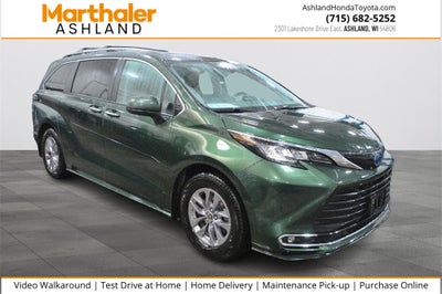 2023 Toyota SIENNA XLE XLE 7 Passenger Plus Package FWD