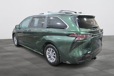 2023 Toyota SIENNA XLE XLE 7 Passenger Plus Package FWD