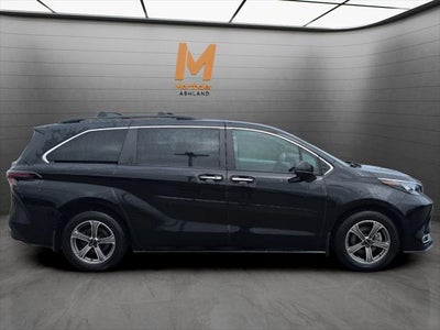 2024 Toyota SIENNA XLE AWD XLE 7 Passenger