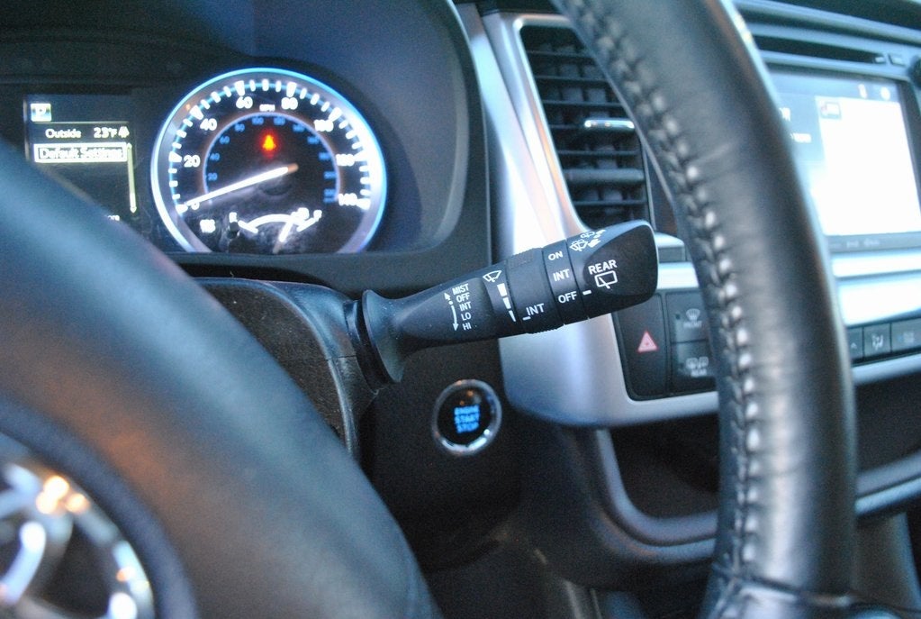 2018 Toyota HIGHLANDER XLE 7 Passenger AWD