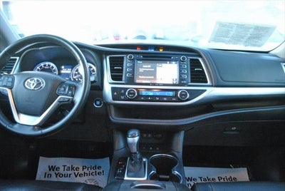2018 Toyota HIGHLANDER XLE 7 Passenger AWD