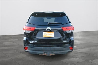 2018 Toyota HIGHLANDER XLE 7 Passenger AWD