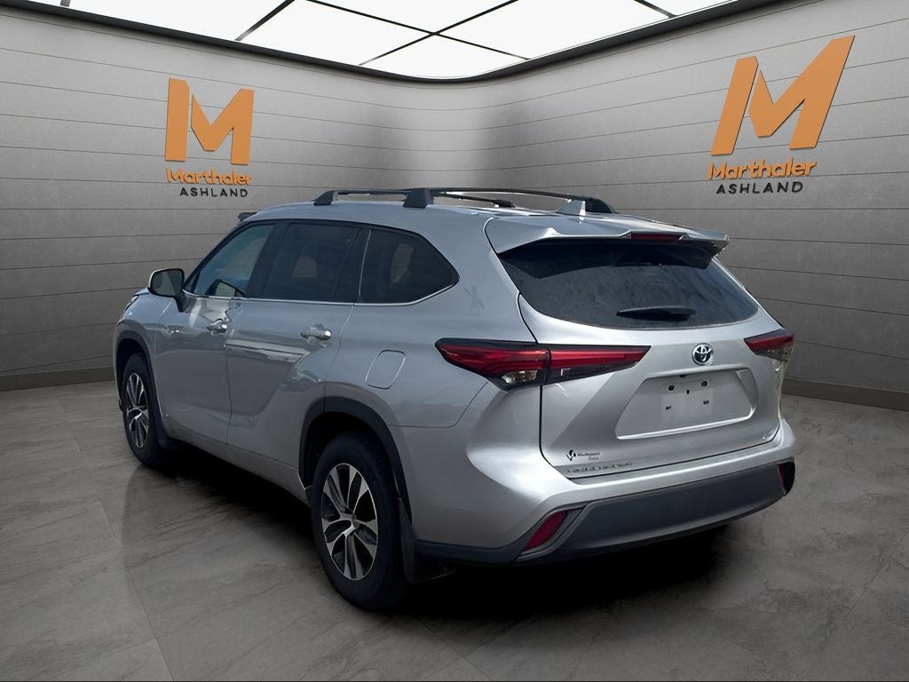 2023 Toyota Highlander Hybrid XLE AWD