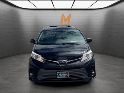2020 Toyota SIENNA XLE 3.5L XLE 8 Passenger FWD
