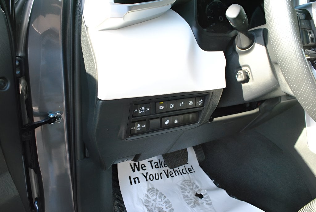 2023 Toyota Tundra i-FORCE MAX Capstone Crew Cab 4x4