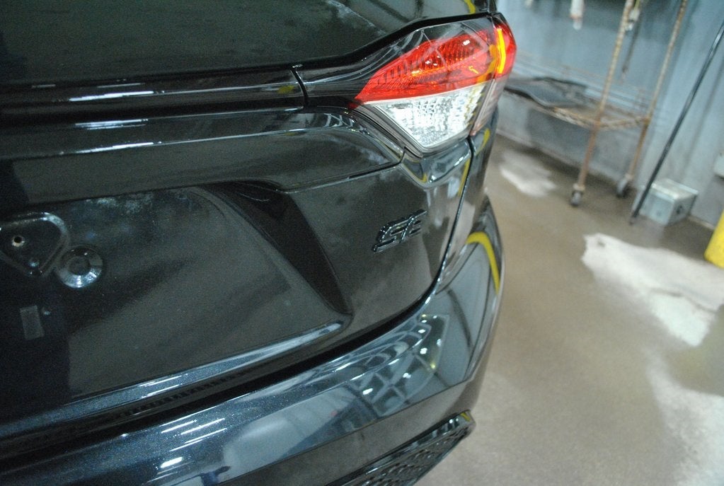 2021 Toyota COROLLA SE FWD