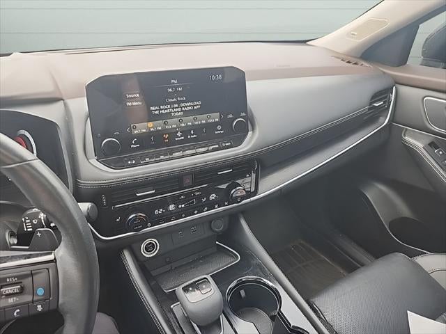 2022 Nissan Rogue Platinum AWD
