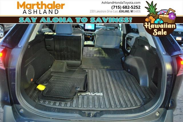 2023 Toyota RAV4 HYBRID XLE Premium AWD