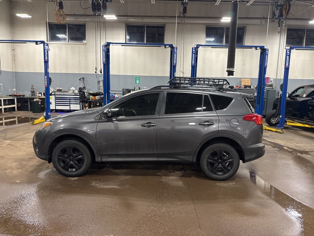 2015 Toyota RAV4 LE AWD