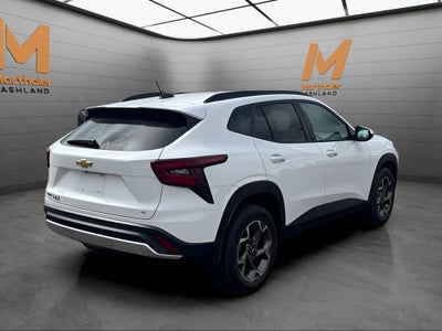 2025 Chevrolet Trax LT FWD